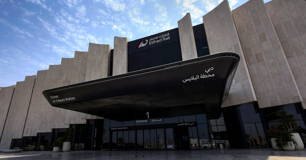 ایستگاه قطار اتحاد ریل دبی (الیلایس)
