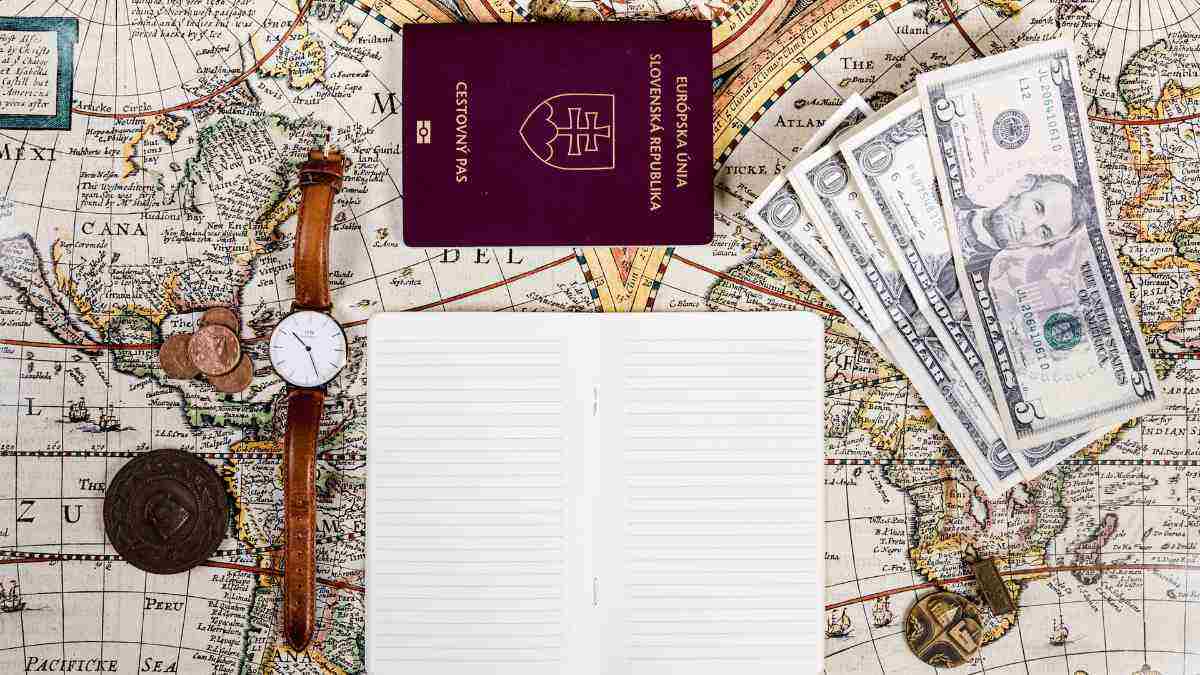 Conditions and documents for the tourist visa of the UAE for tourists
