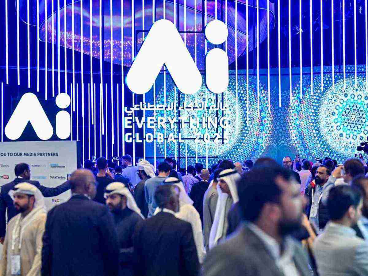 أبوظبي تستضيف فعالية Ai Everything بحضور أكثر من ألفي مشارك